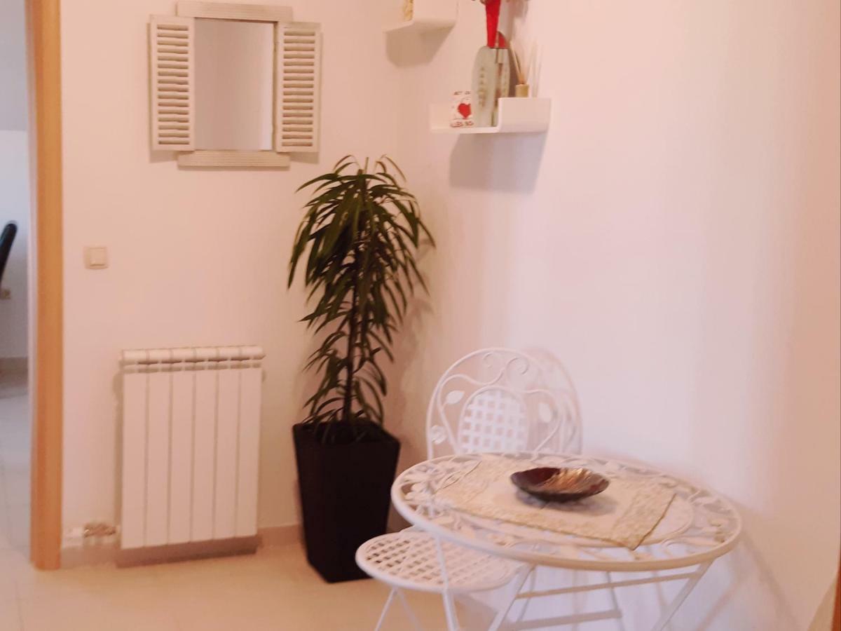 Apartmani Lili Sukošan Exterior foto